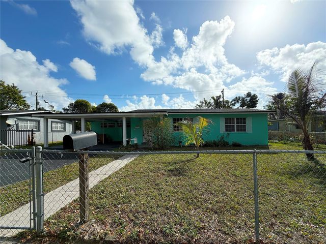 19341 NE 1st Place, Miami, FL 33179