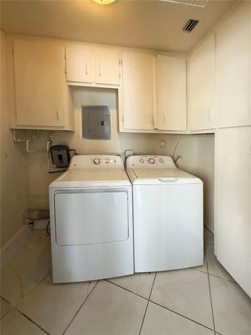 19341 NE 1st Place, Miami, FL 33179