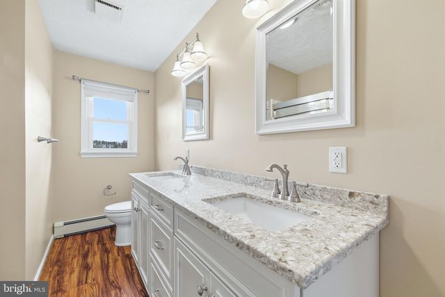 1665 STONEBURNER RD, Edinburg, VA 22824