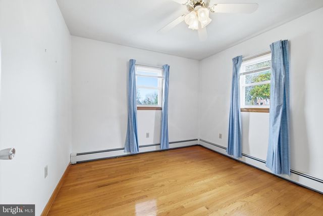 1665 STONEBURNER RD, Edinburg, VA 22824