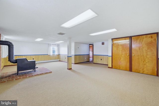 1665 STONEBURNER RD, Edinburg, VA 22824