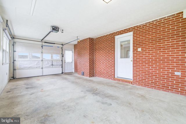 1665 STONEBURNER RD, Edinburg, VA 22824