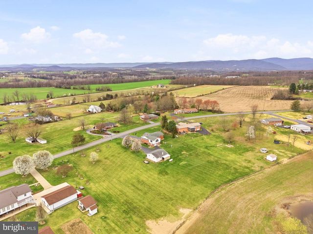 1665 STONEBURNER RD, Edinburg, VA 22824