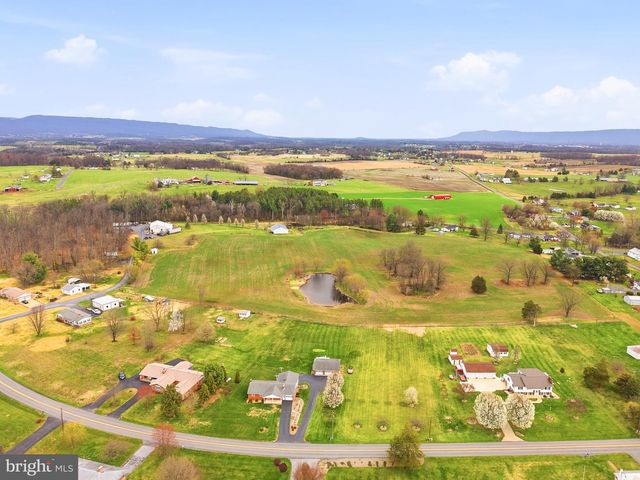 1665 STONEBURNER RD, Edinburg, VA 22824