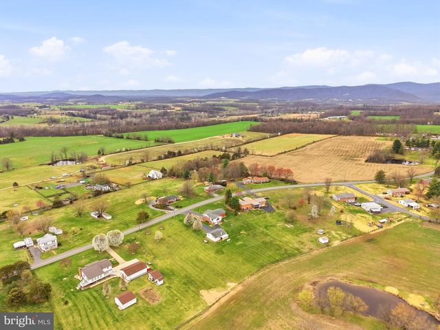 1665 STONEBURNER RD, Edinburg, VA 22824