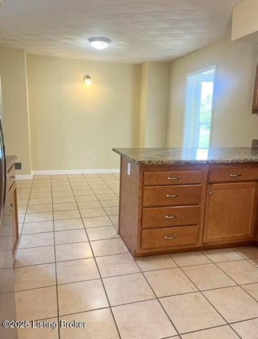 190 Millstone Ct, Shepherdsville, KY 40165