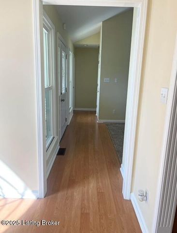 190 Millstone Ct, Shepherdsville, KY 40165