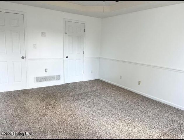 190 Millstone Ct, Shepherdsville, KY 40165