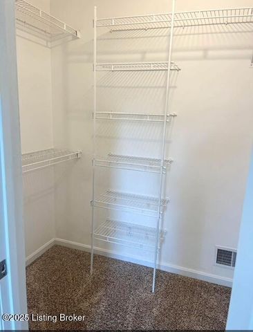 190 Millstone Ct, Shepherdsville, KY 40165