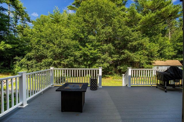 20 Ortolani Cir, Kingston, MA 02364
