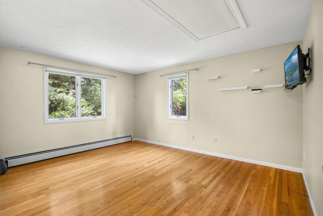 20 Ortolani Cir, Kingston, MA 02364