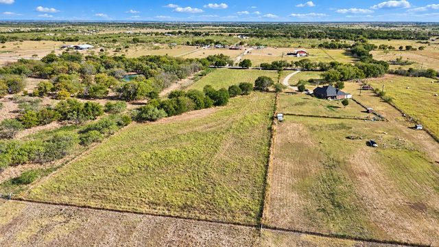 5744 NW CR 1270, Corsicana, TX 75110
