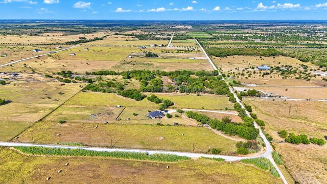 5744 NW CR 1270, Corsicana, TX 75110