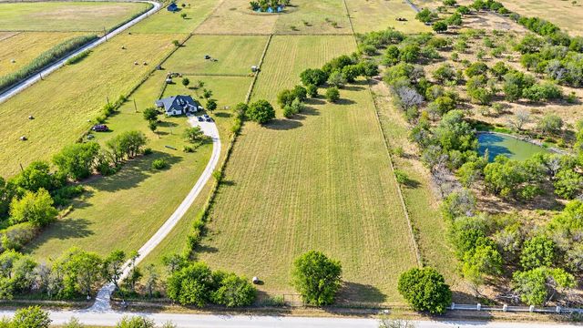 5744 NW CR 1270, Corsicana, TX 75110