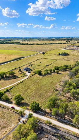 5744 NW CR 1270, Corsicana, TX 75110
