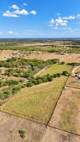 5744 NW CR 1270, Corsicana, TX 75110