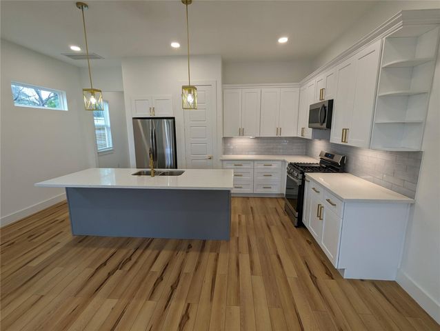 4915 Fisk Street, Houston, TX 77009