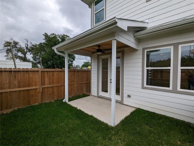 4915 Fisk Street, Houston, TX 77009