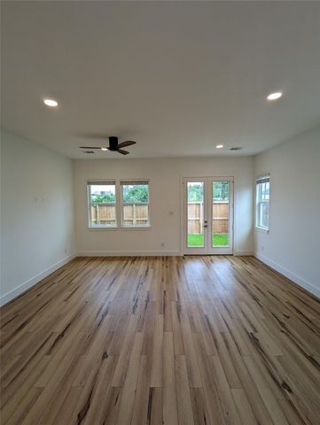 4915 Fisk Street, Houston, TX 77009