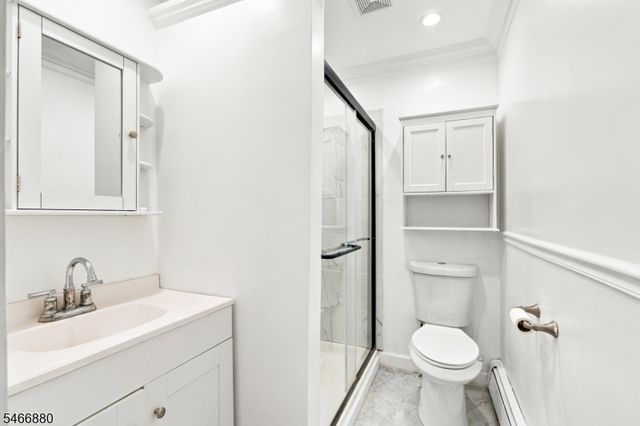 28 Newport Ave, Franklin Twp., NJ 08873