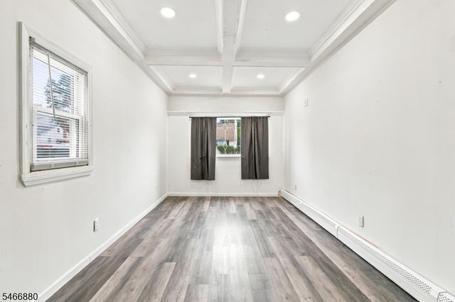28 Newport Ave, Franklin Twp., NJ 08873