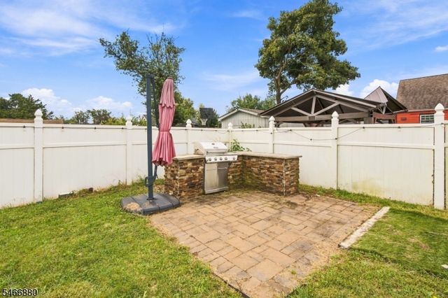 28 Newport Ave, Franklin Twp., NJ 08873