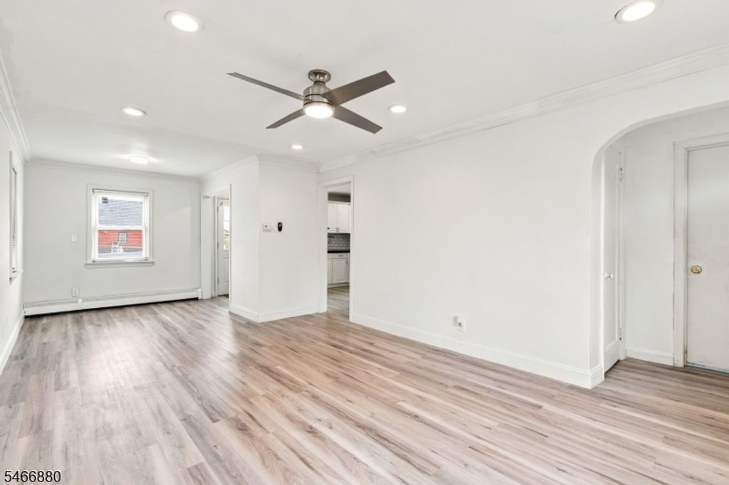 28 Newport Ave, Franklin Twp., NJ 08873 — photo 5