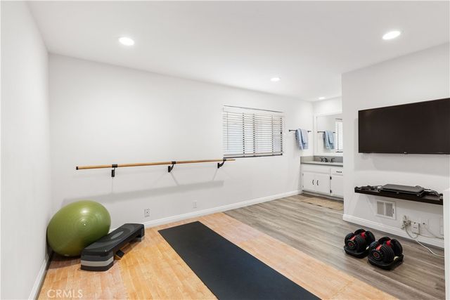 2601 E 19th 4, Signal Hill, CA 90755