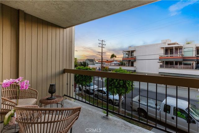 2601 E 19th 4, Signal Hill, CA 90755