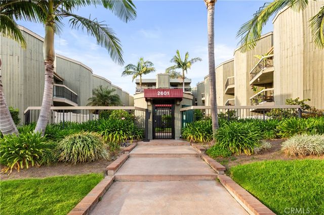 2601 E 19th 4, Signal Hill, CA 90755