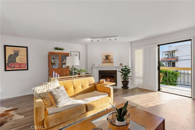 2601 E 19th 4, Signal Hill, CA 90755