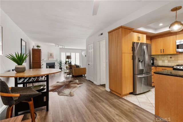 2601 E 19th 4, Signal Hill, CA 90755