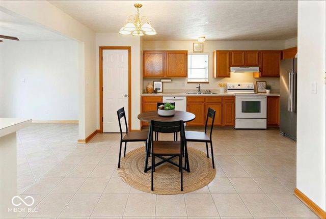 1226 Meadowood Drive, Danville, IN 46122