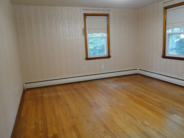 128 Sutton Road, Webster, MA 01570
