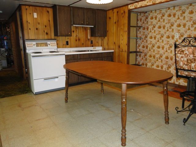 128 Sutton Road, Webster, MA 01570
