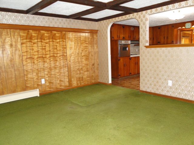 128 Sutton Road, Webster, MA 01570