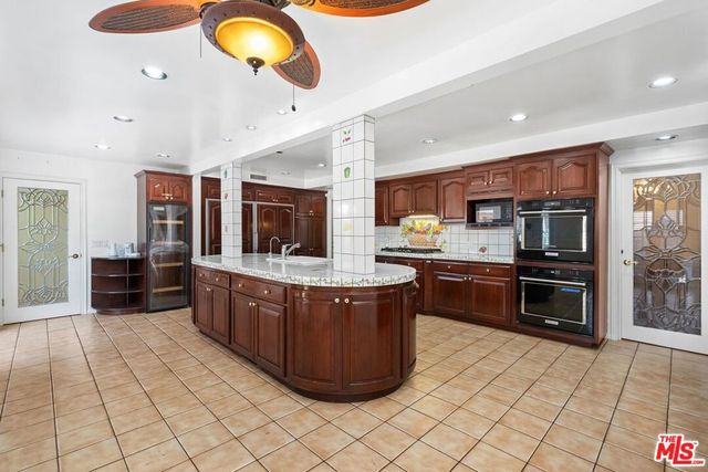 443 S Peck Drive, Beverly Hills, CA 90212