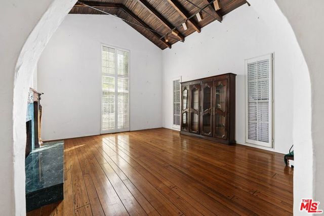 443 S Peck Drive, Beverly Hills, CA 90212