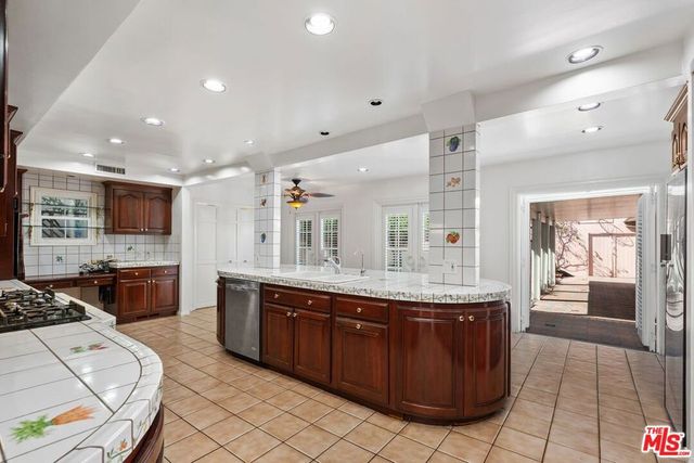 443 S Peck Drive, Beverly Hills, CA 90212