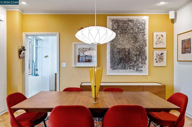 492 Staten Ave 1101, Oakland, CA 94610