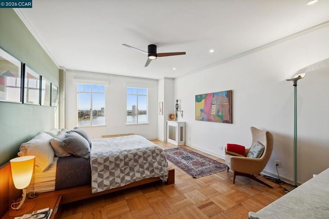 492 Staten Ave 1101, Oakland, CA 94610