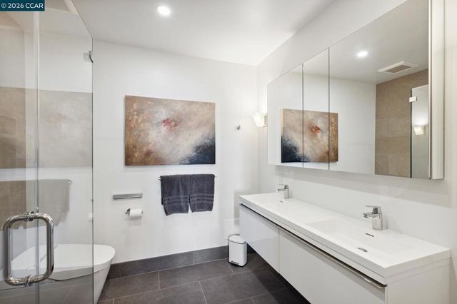 492 Staten Ave 1101, Oakland, CA 94610