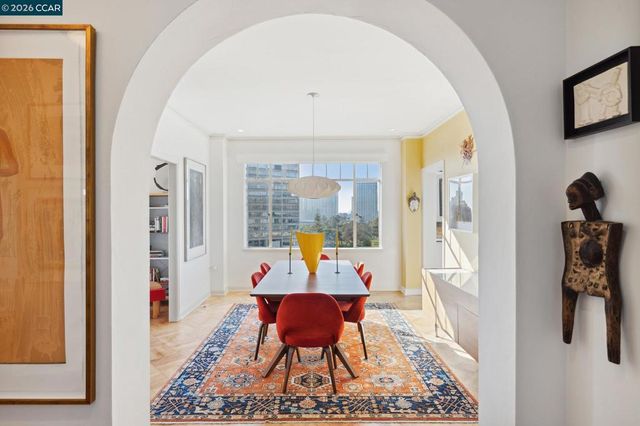 492 Staten Ave 1101, Oakland, CA 94610