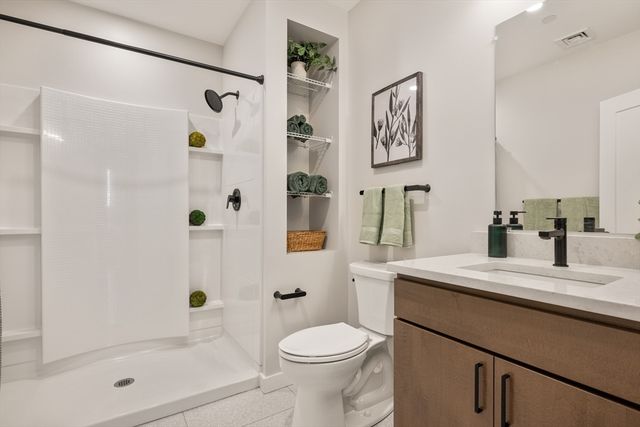 22 Elm St 310, Worcester, MA 01608