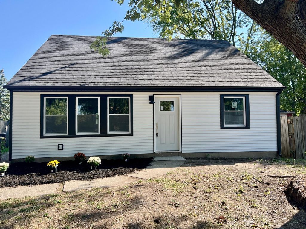 753 Imperial Road, Valparaiso, IN 46385