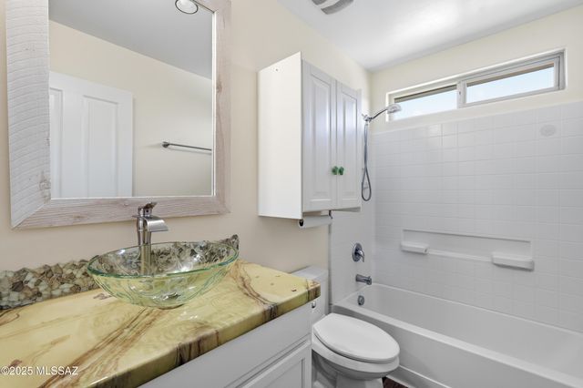 760 W Rio Teras, Green Valley, AZ 85614