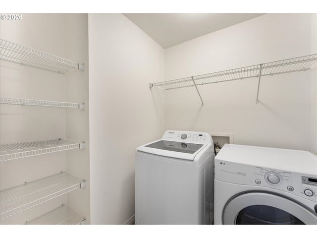 3027 Se KINGSWOOD Ave, Hillsboro, OR 97123