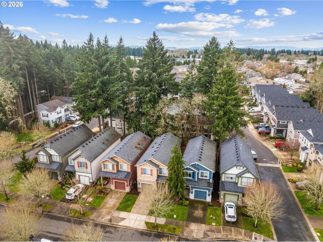 3027 Se KINGSWOOD Ave, Hillsboro, OR 97123