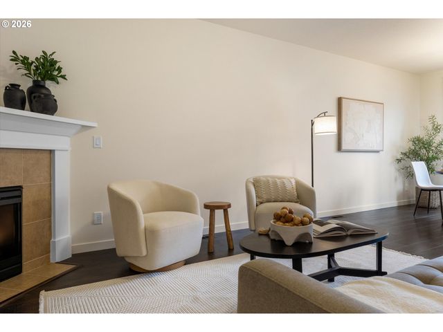 3027 Se KINGSWOOD Ave, Hillsboro, OR 97123