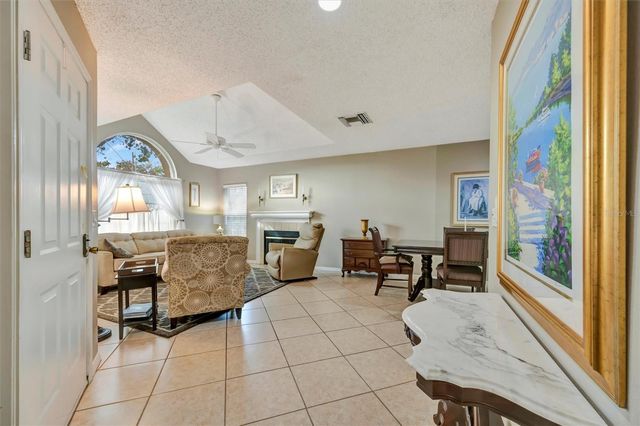 1222 GOLFVIEW WOODS DRIVE 1222, Sun City Center, FL 33573